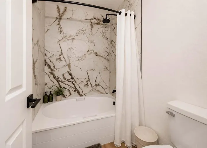 Retreat - 2br With Pool And Gym Appartement